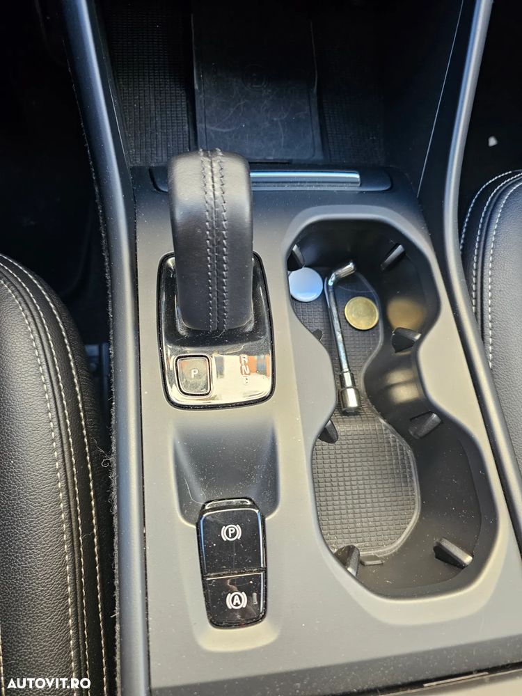 Volvo XC 40 D3 Momentum - 4