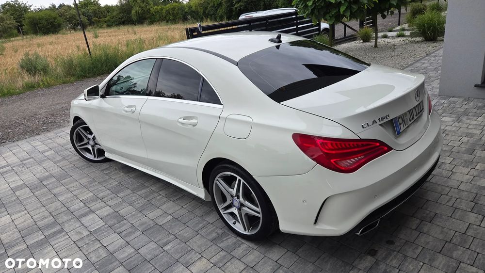 Mercedes-Benz CLA 180 7G-DCT AMG Line - 3