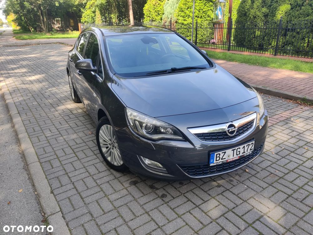 Opel Astra 1.4 Turbo Automatik Cosmo - 4