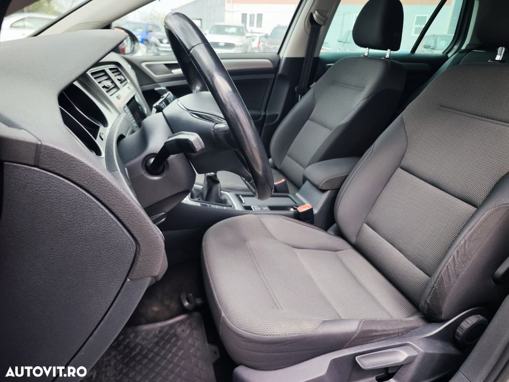 Volkswagen Golf 1.6 TDI DPF BMT Comfortline - 12