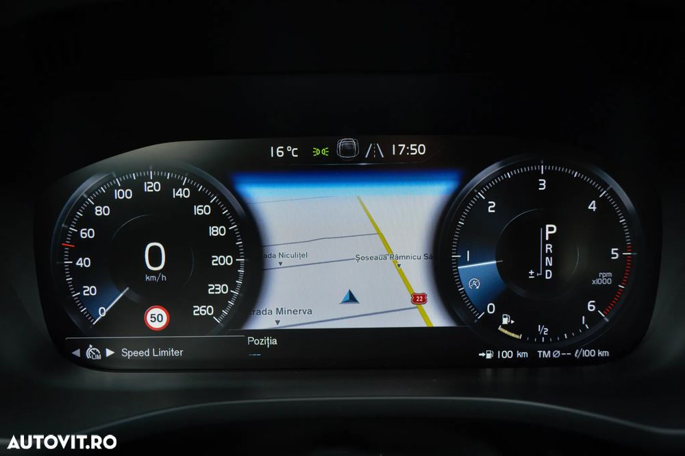 Volvo XC 60 D4 AWD Geartronic RDesign - 18