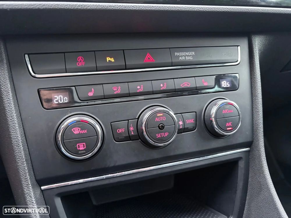 SEAT Leon ST 1.6 TDI S&S 4Drive Style - 47