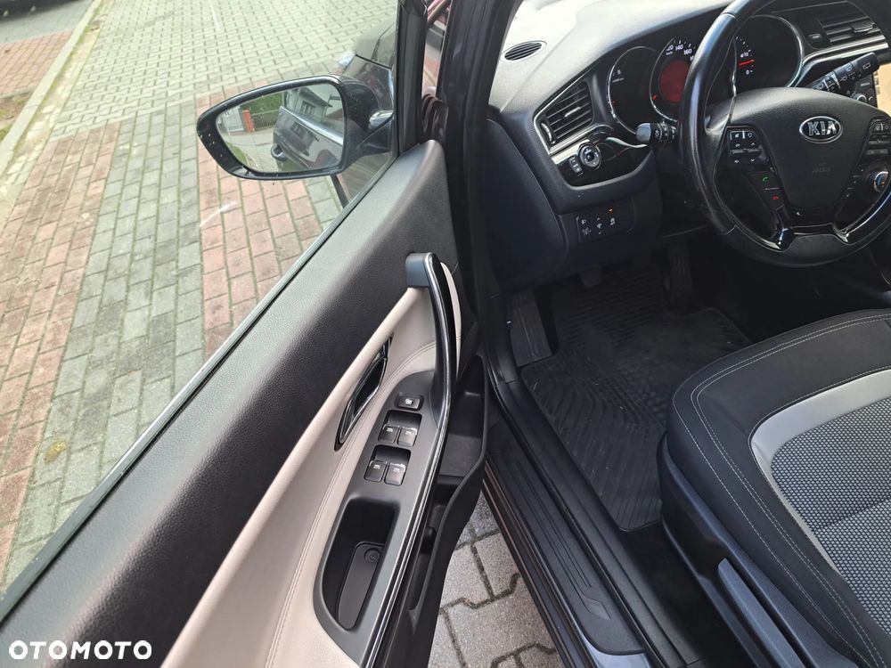 Kia Ceed - 14