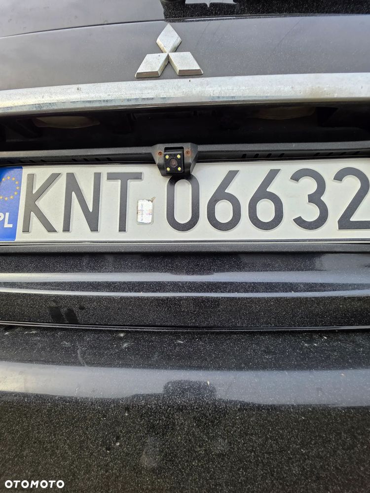 Mitsubishi Outlander - 14