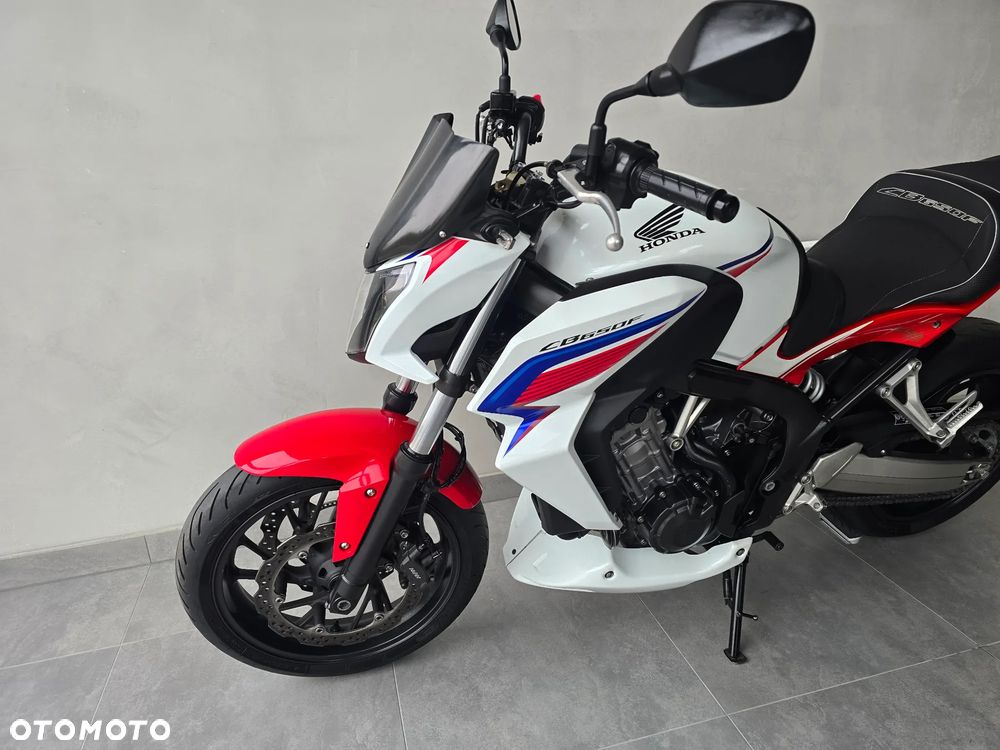 Honda CB - 16