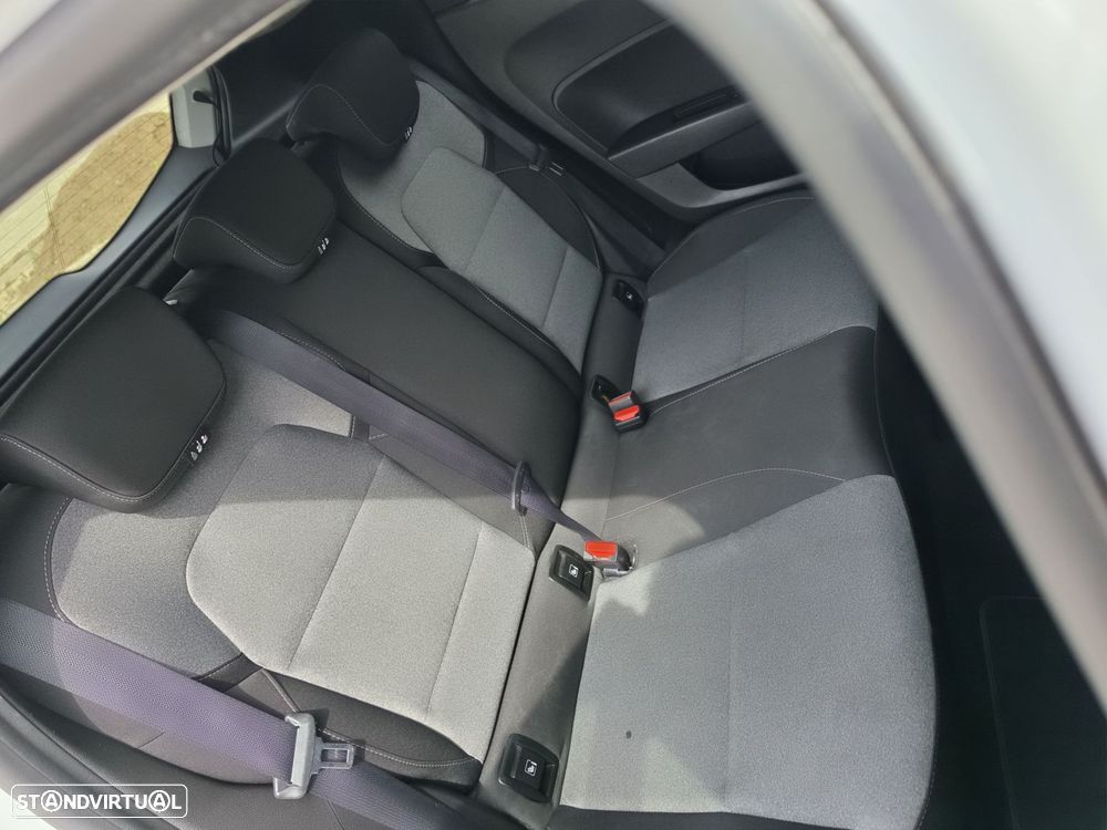Renault Clio 1.0 TCe Evolution - 32
