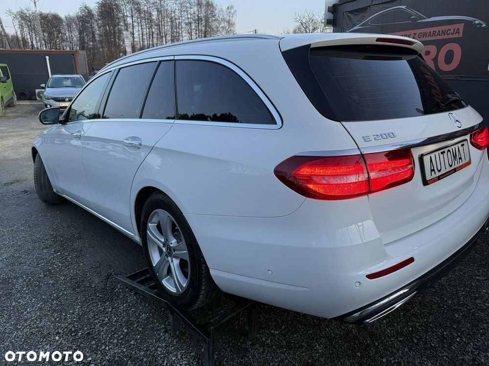 Mercedes-Benz Klasa E - 8