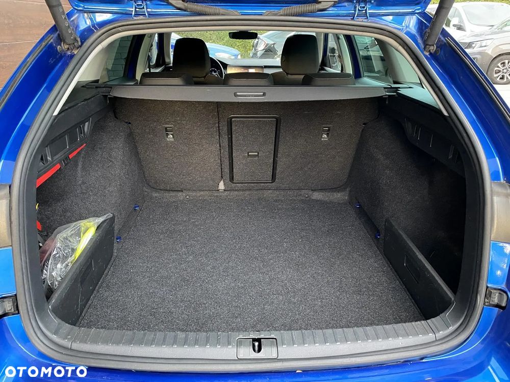 Skoda Octavia 2.0 TDI Style DSG - 31