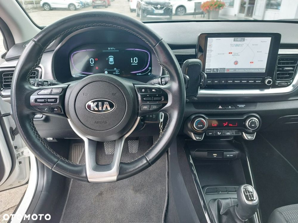 Kia Stonic - 28