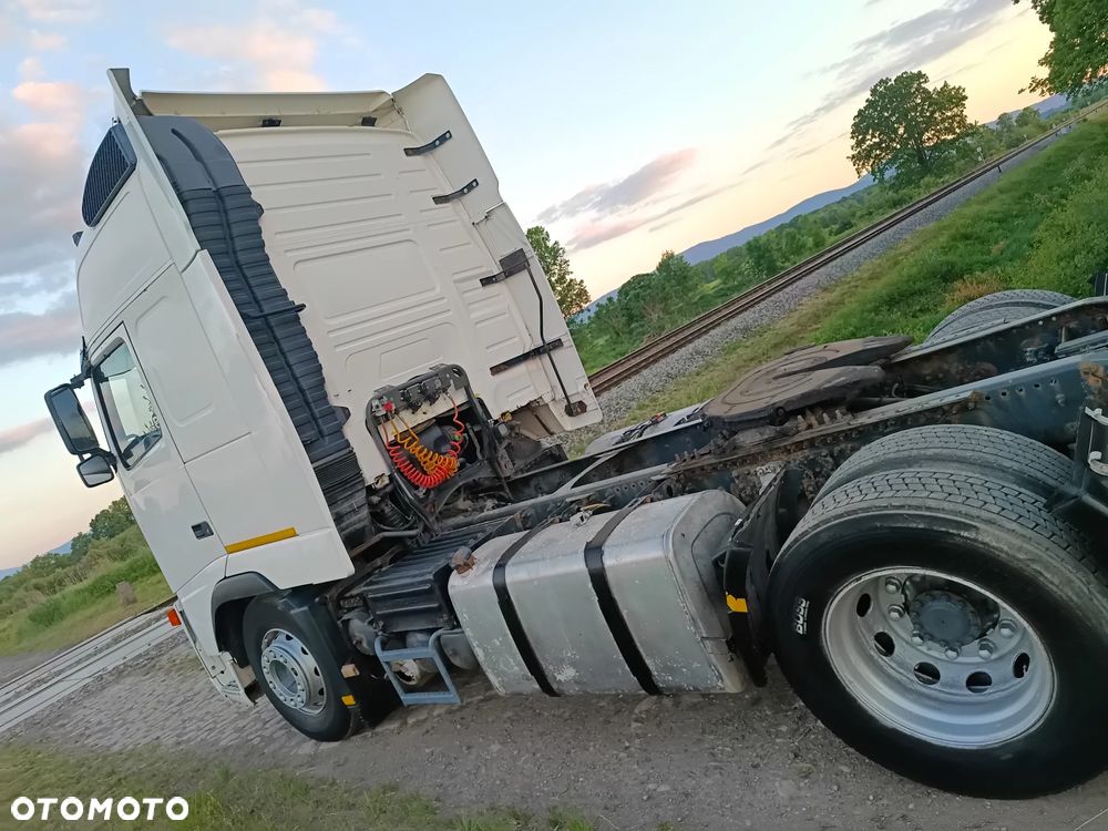Volvo FH 440 STANDARD MANUAL LODÓWKA KLIMA - 6