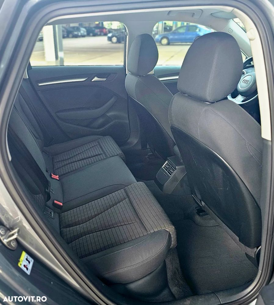 Audi A3 Sportback 1.4 TFSI S line Sportpaket - 20