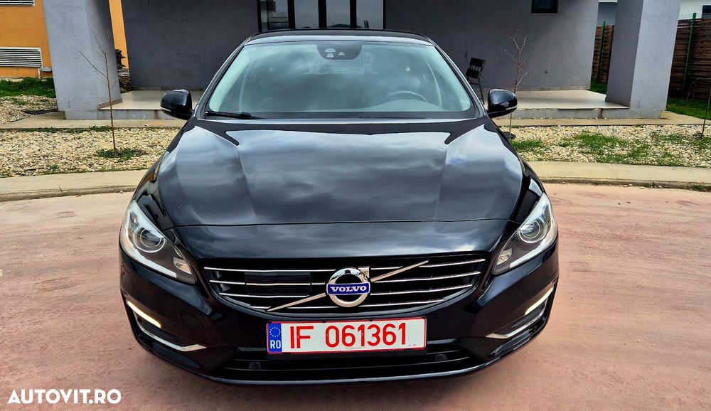 Volvo V60 D6 Plug-In-Hybrid AWD Geartronic Summum - 11