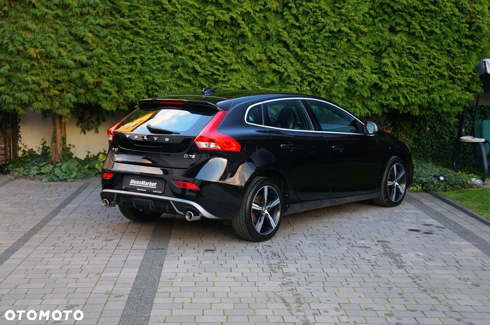 Volvo V40 D3 Drive-E R-Design Momentum - 15