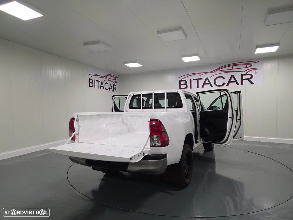 Toyota HILUX  2.4 D-4D 2WD CD - 35