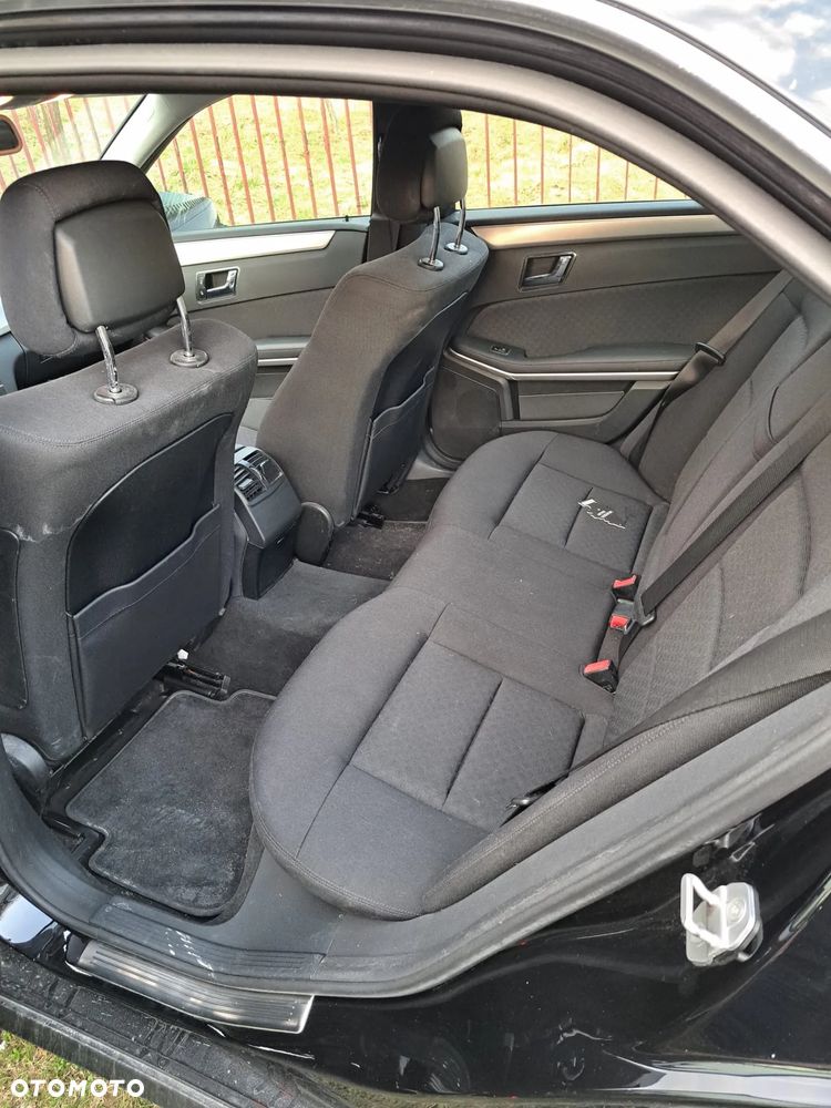 Mercedes-Benz Klasa E 200 CDI - 16