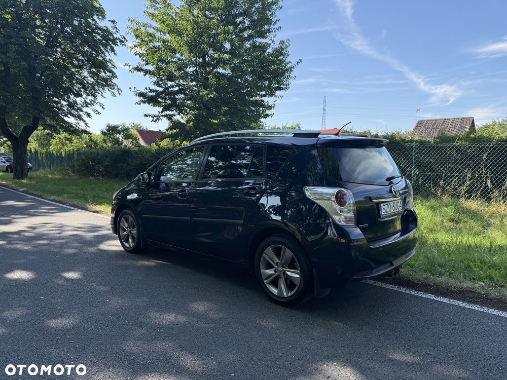 Toyota Verso - 4