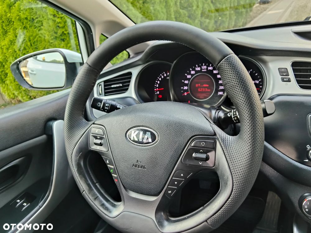 Kia Ceed 1.4 M Euro2012 - 28