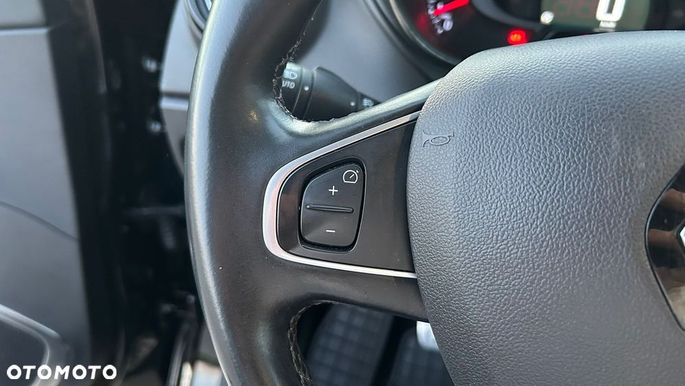Renault Captur - 24