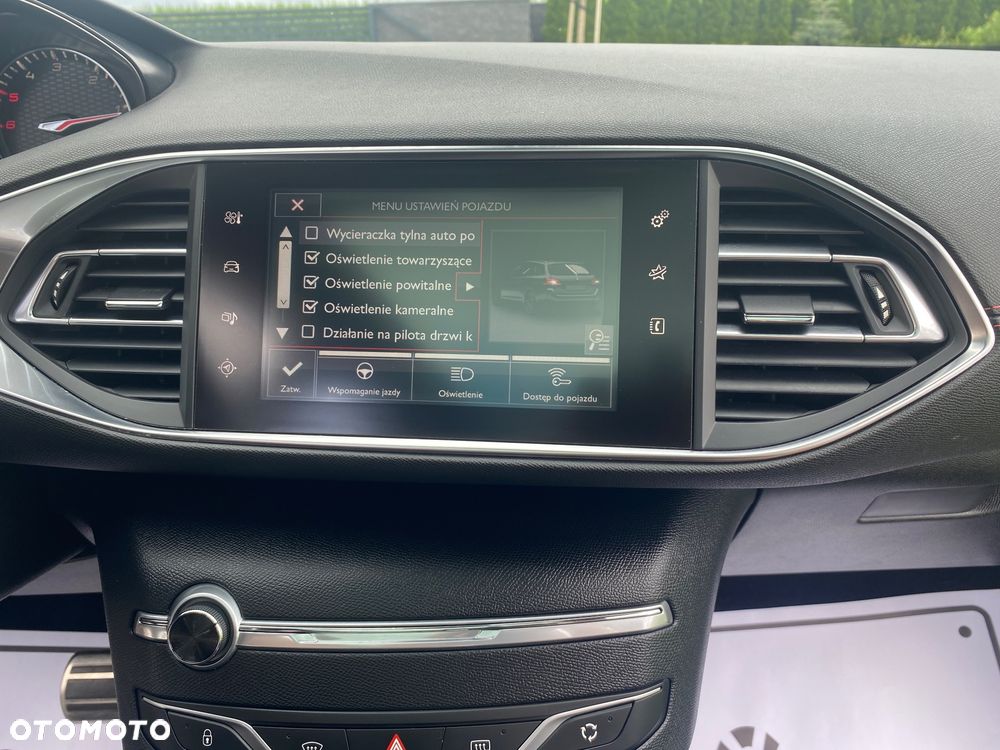 Peugeot 308 BlueHDi 180 EAT6 GT - 35