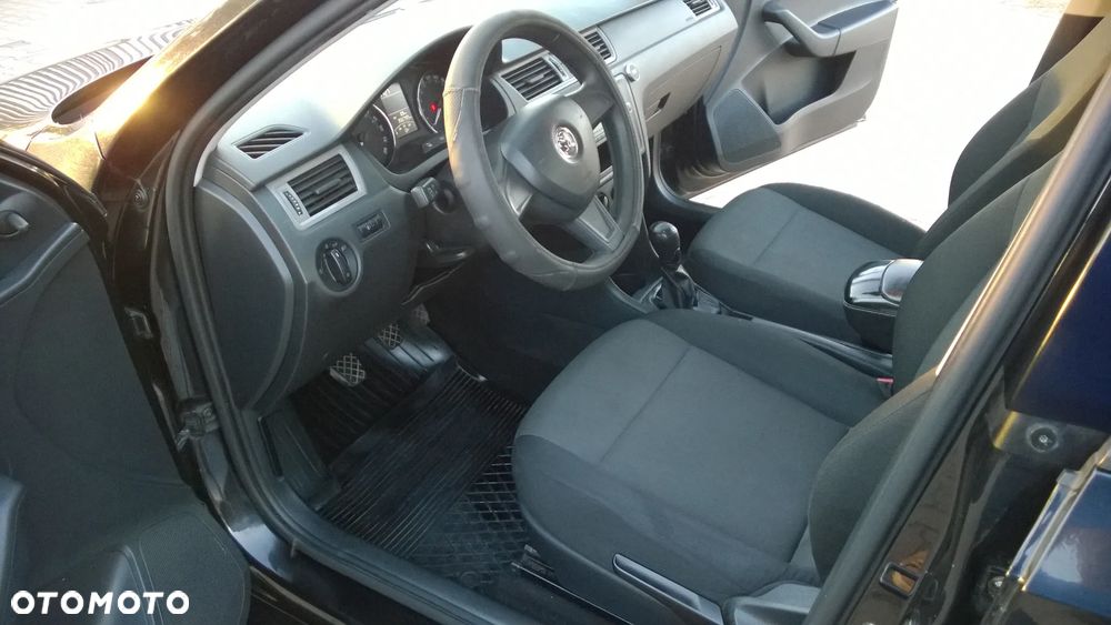 Skoda RAPID - 10