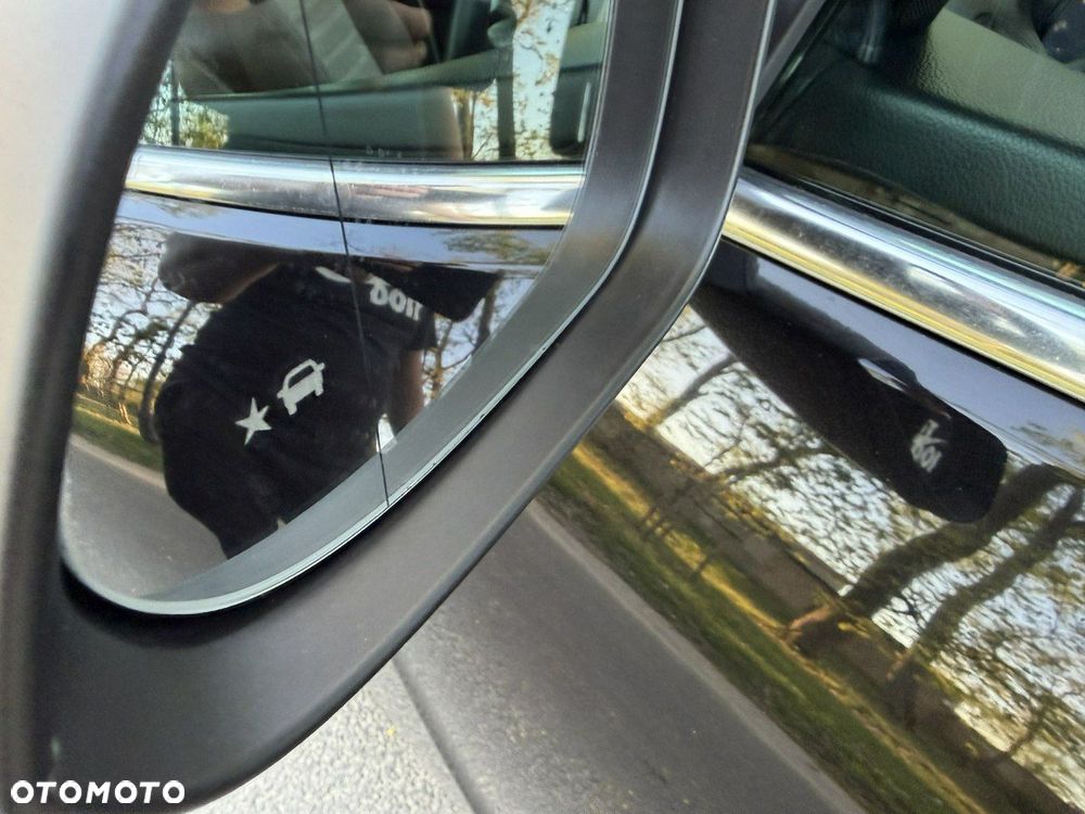 Opel Insignia - 38