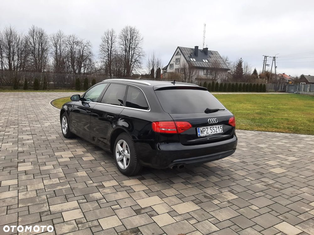 Audi A4 Avant - 10