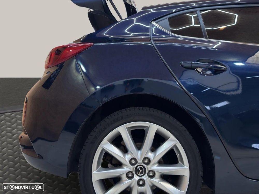 Mazda 3 Hatchback — fotografia 12