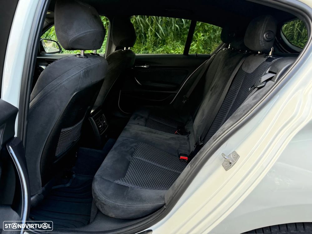 BMW 116 d Pack M - 15