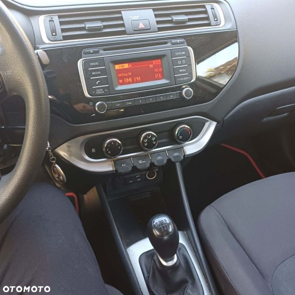 Kia Rio 1.1 crdi M - 2