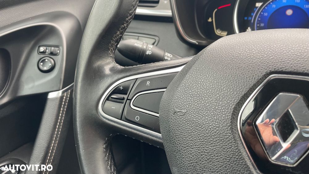 Renault Kadjar Energy dCi 110 EDC Bose Edition - 19