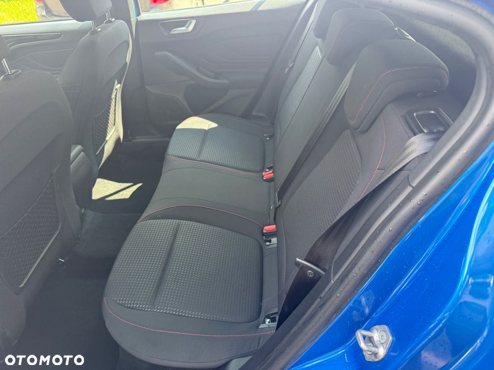 Ford Focus 1.0 EcoBoost Hybrid ST-LINE STYLE - 18