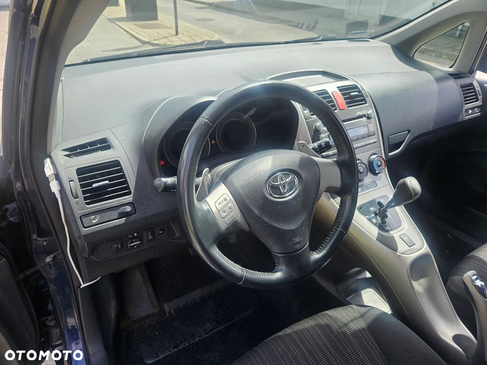 Toyota Auris 1.4 D-4D Premium MM - 6