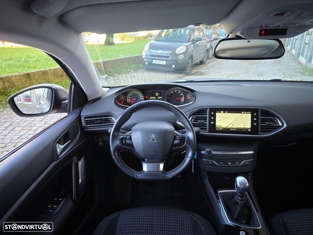Peugeot 308 1.2 PureTech Active - 17