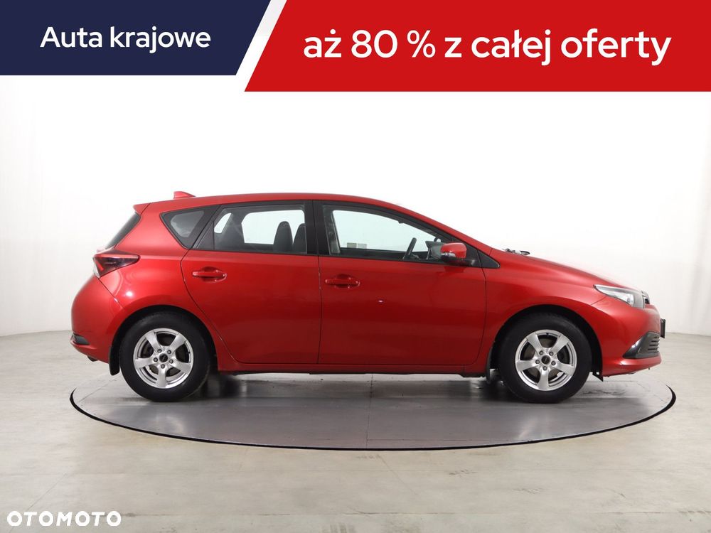 Toyota Auris - 8