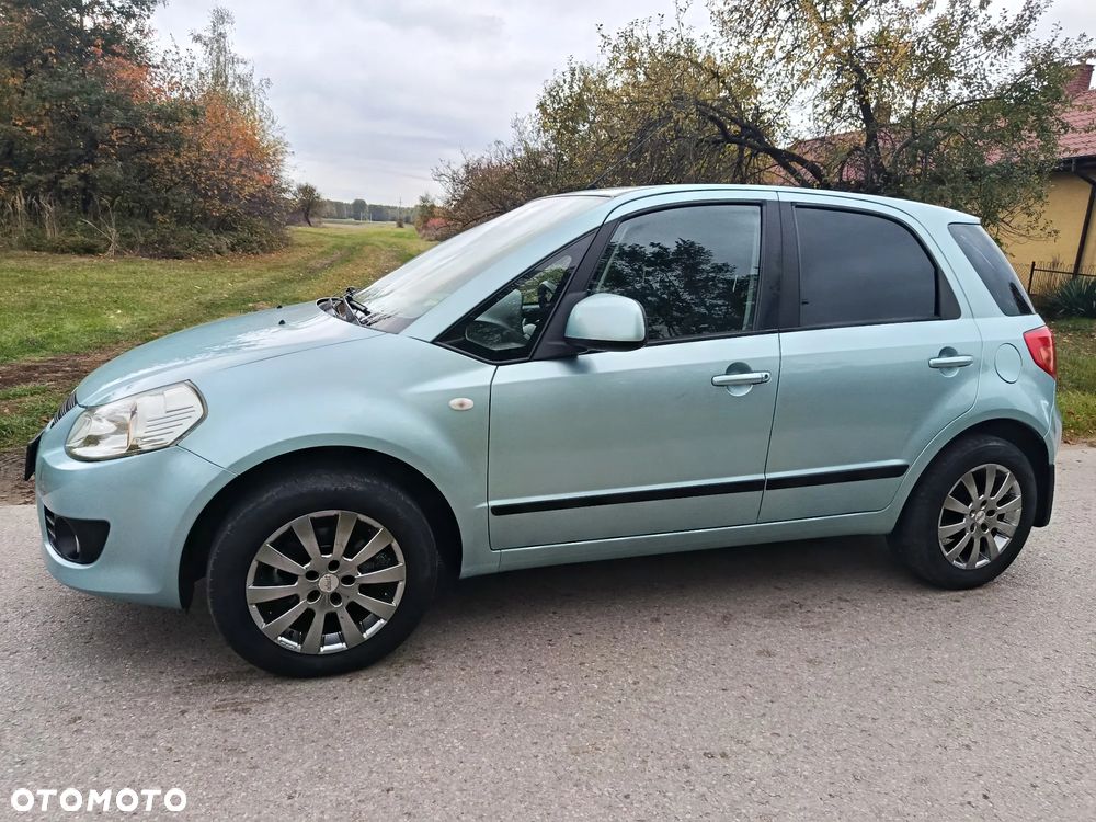 Suzuki SX4 1.6 GLX / Comfort - 2