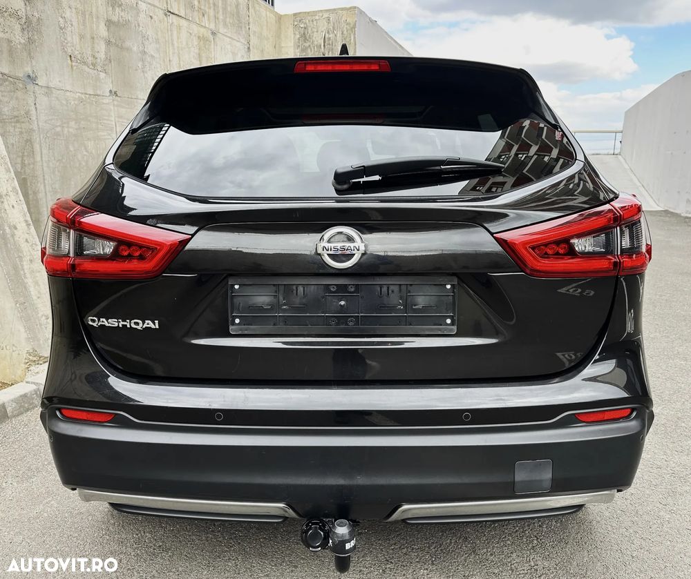Nissan Qashqai 1.6 DCI TEKNA - 24