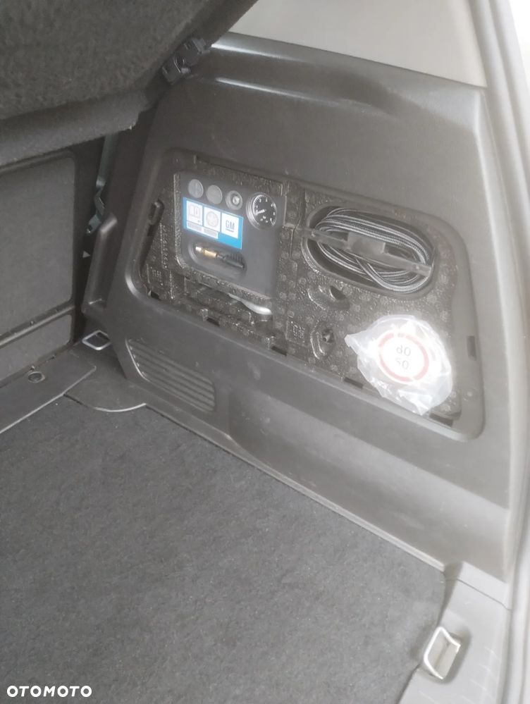 Opel Meriva - 18