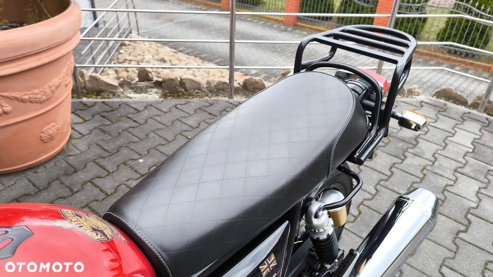 Royal Enfield Interceptor - 21