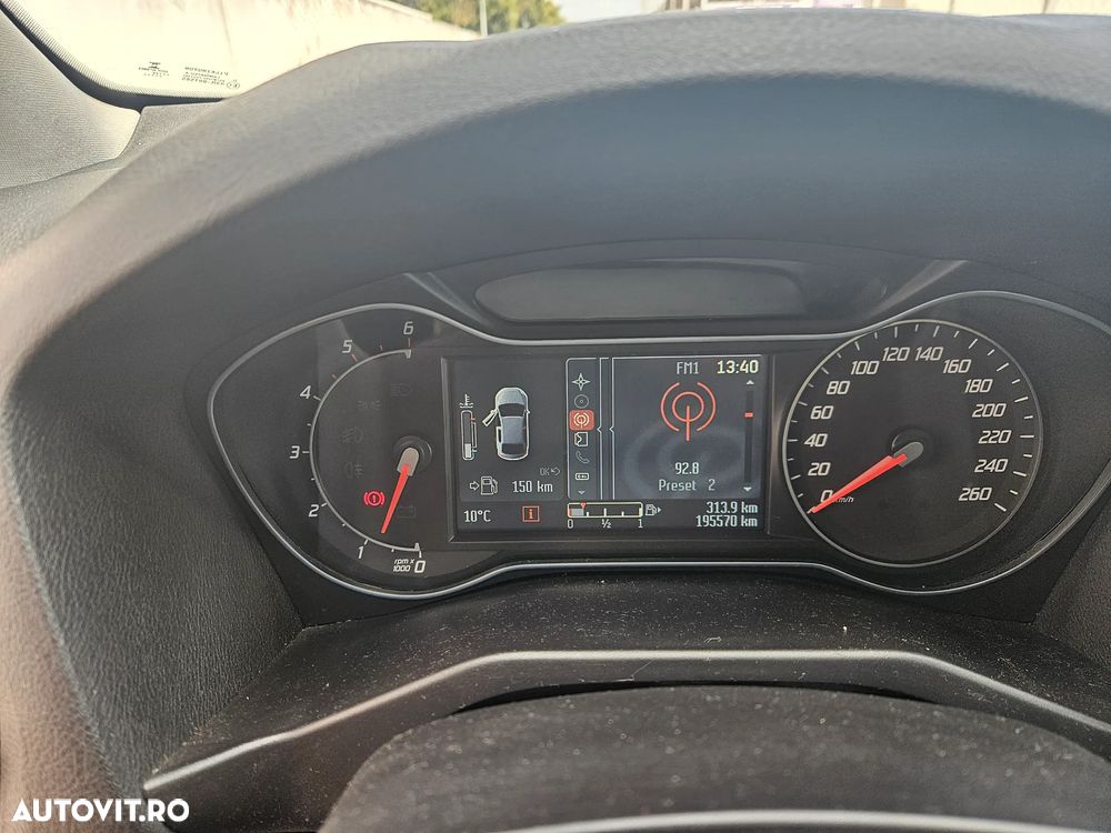 Ford Mondeo 1.6 TDCi Ambiente - 8