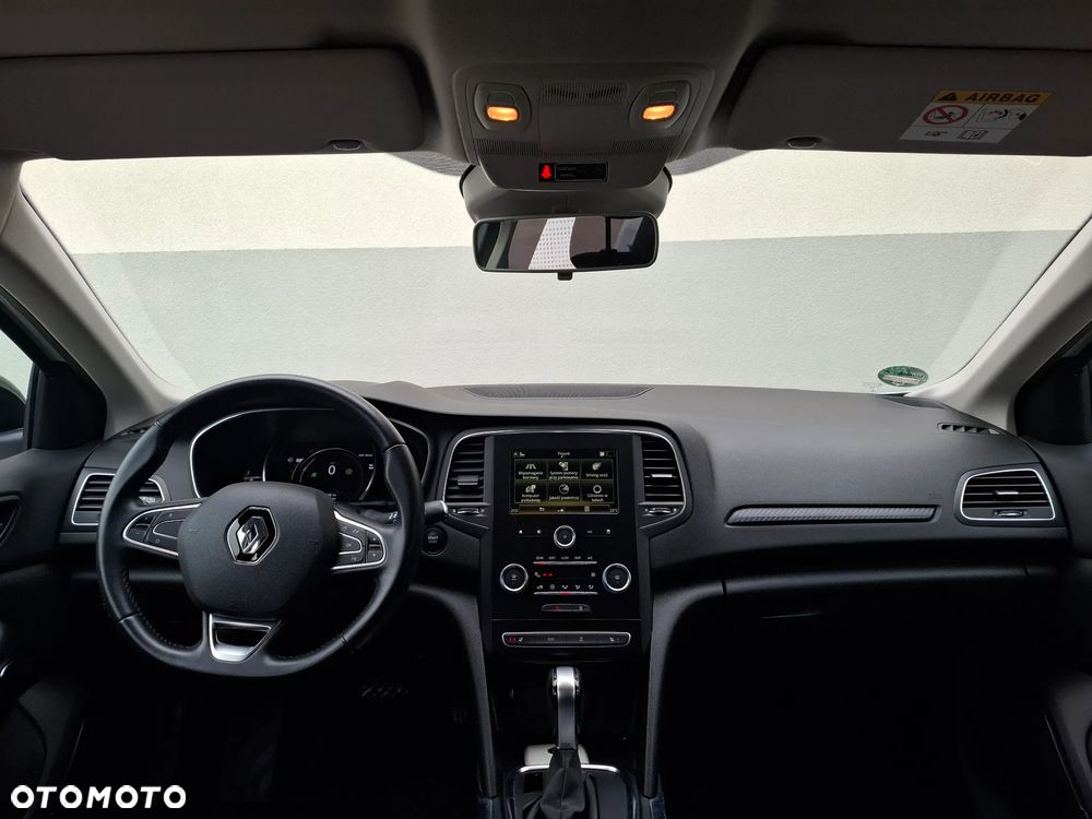 Renault Megane ENERGY TCe 140 EDC LIMITED - 29