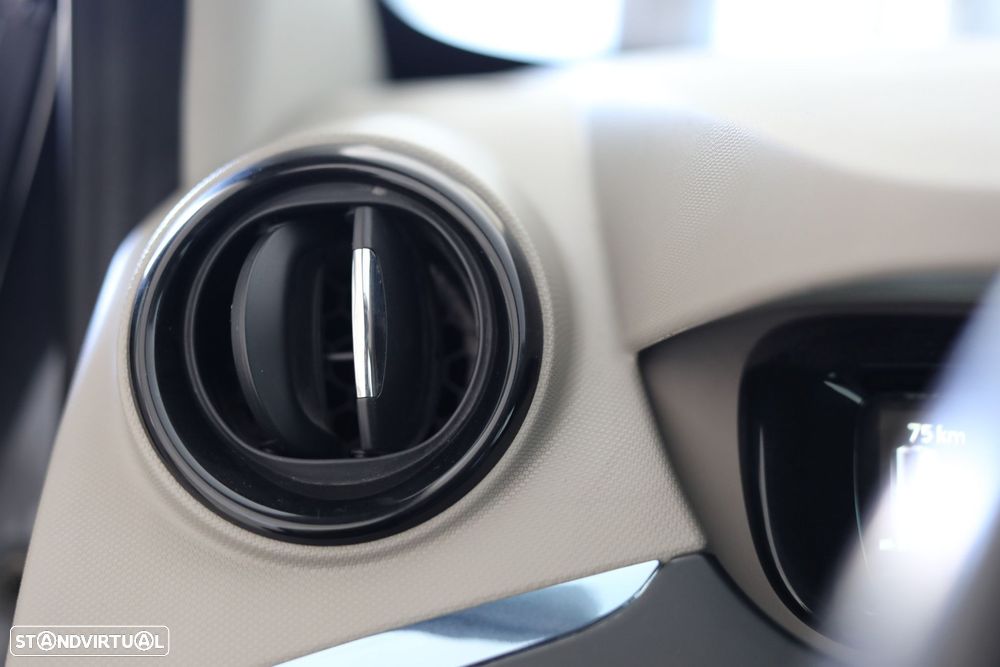 Renault Zoe (c/ Bateria) Intens - 19