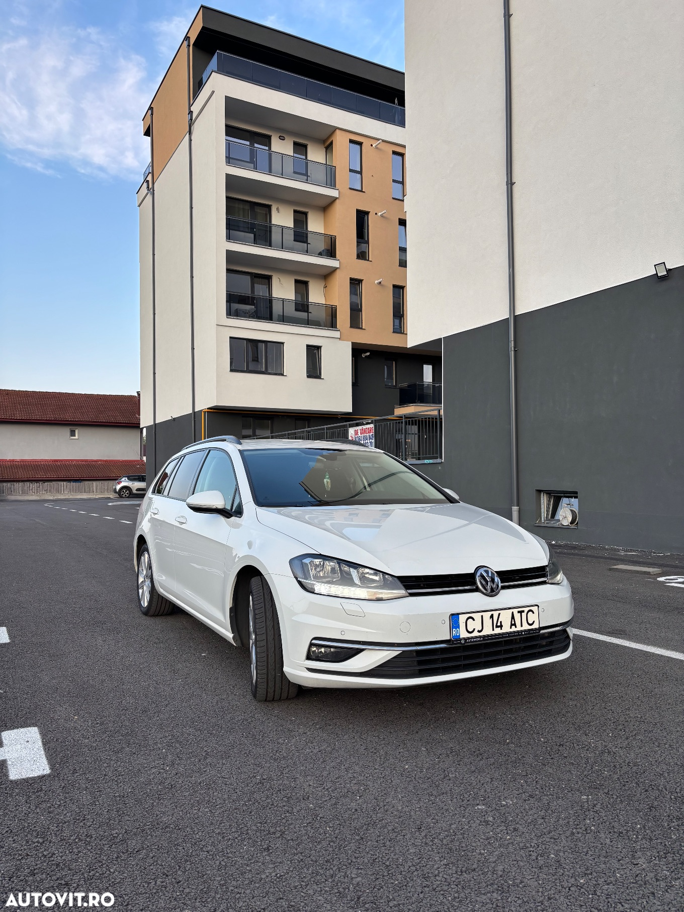 Volkswagen Golf 2.0 TDI DSG Highline - 4