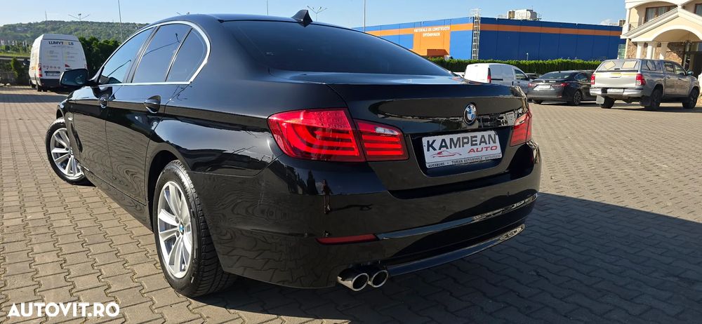 BMW Seria 5 520d Luxury Line - 4