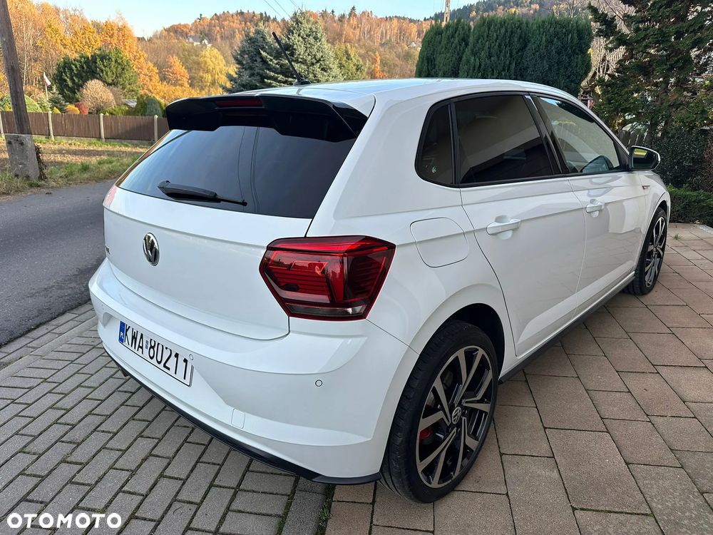 Volkswagen Polo 2.0 TSI DSG GTI - 9