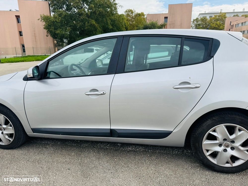 Renault Mégane ENERGY dCi 110 Start & Stop Dynamique - 10