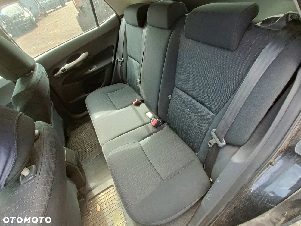 TOYOTA AURIS I 06-09 2007 r. 5D HB fotel kierowcy i pasażera + kanapa tylna * - 8