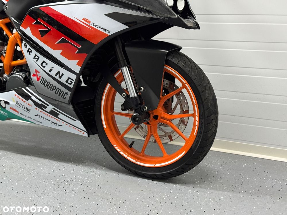 KTM RC 125 - 10