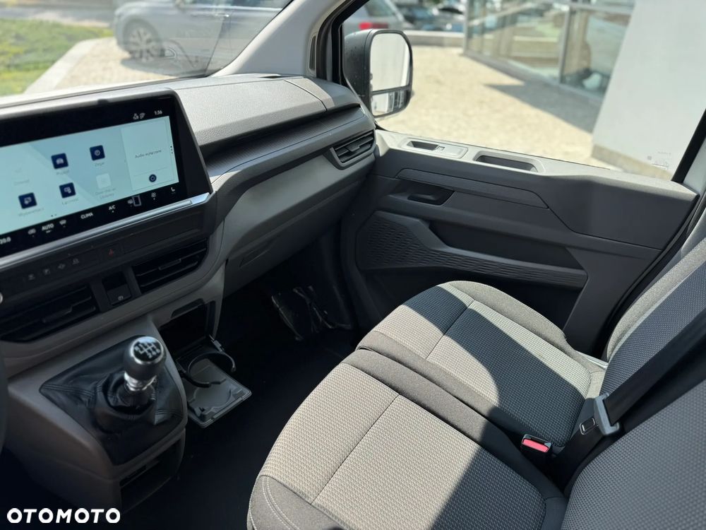 Volkswagen Nowy Transporter Plus - 17