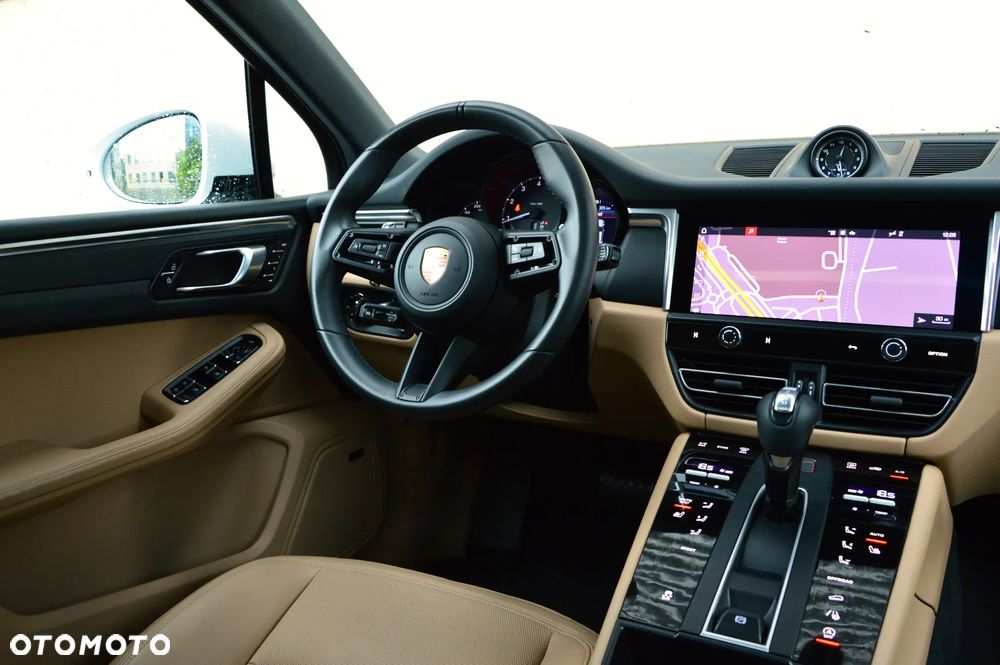 Porsche Macan Standard - 22