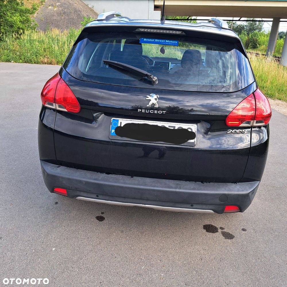 Peugeot 2008 - 4